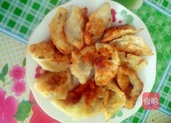 金黄煎饺的做法图解4