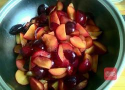 蜂蜜李子酱的做法图解2