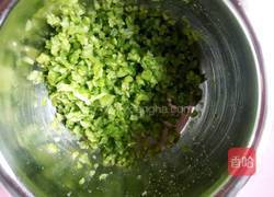 苦瓜煎蛋的做法图解1