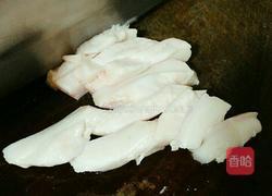肥肉爆炒青椒酸笋的做法图解4