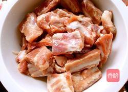 排骨烧豇豆的做法图解1