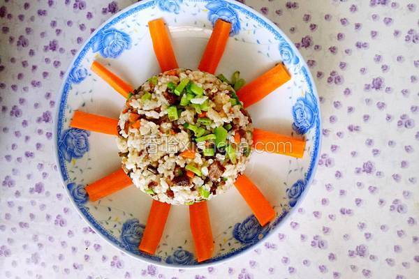 太阳花牛肉炒饭