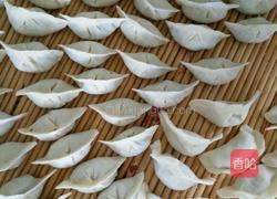 芹菜肉饺子的做法图解5