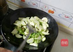 丝瓜炒鸡蛋的做法图解4