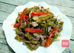 辣椒酸豆角炒猪生肠的做法图解9