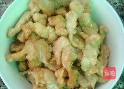 莴笋红椒炒肉片的做法图解6