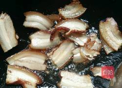 走油肉炒黄豆的做法图解2