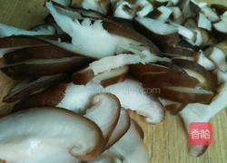 香菇鸡蛋面的做法图解3