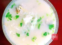 【白萝卜丝鲫鱼汤】的做法图解10