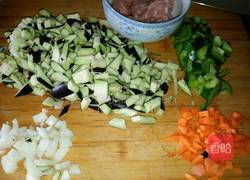 猪肉茄子打卤面的做法图解2