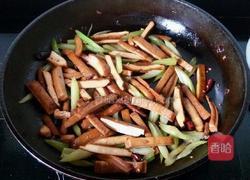 西芹炒香干的做法图解7