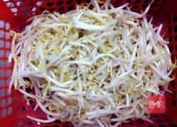 肉炒绿豆芽的做法图解1