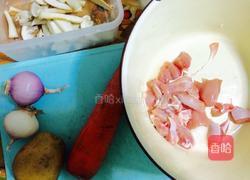 冬阴功松茸鸡肉蔬百味的做法图解1