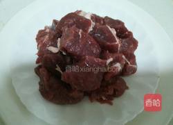 土豆烧牛肉的做法图解1