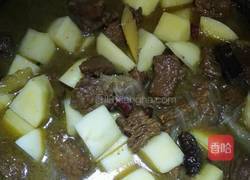 土豆烧牛肉的做法图解6
