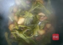 土豆炖扁豆的做法图解6