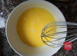 广式香肠蛋炒饭的做法图解3