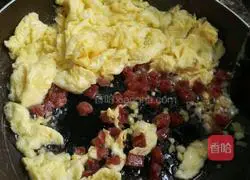 Cantonese Sausage and Egg Fried Rice Recipe Illustration 5