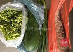 鱼尾节瓜夜兰花汤的做法图解1