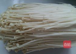 炸金针菇的做法图解1