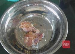微波炉黑胡椒香小鸡腿的做法图解3