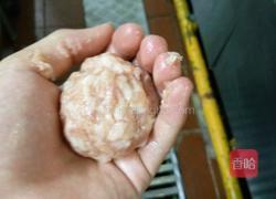 红烧狮子头家常版的做法图解6