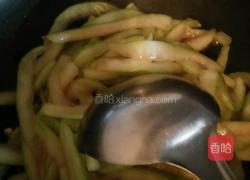 番茄炒西瓜皮的做法图解7