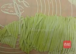 五彩手擀面的做法图解6
