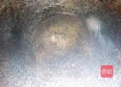 爆炒腊味荷兰豆的做法图解2