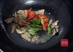 双椒炒猪肝的做法图解6