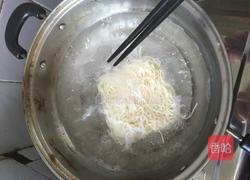 扇贝鸡蛋菜心面的做法图解2