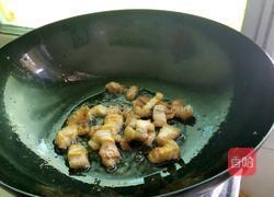 五花肉炒芥兰的做法图解5