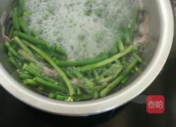 干煸线豆的做法图解1