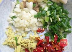 蒜香拌凉粉的做法图解3