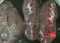 猪腰炒胡萝卜的做法图解2