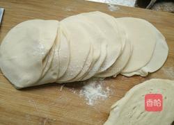 韭菜鸡蛋水煎饺的做法图解4