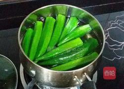 秋葵炒肉片的做法图解4