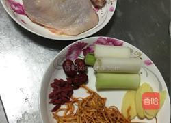 虫草花鸡汤的做法图解1
