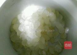雪莲子银耳羹的做法图解3