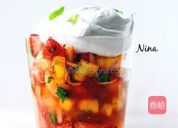 酒香水果色拉的做法图解1