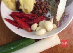 卤猪肘的做法图解7