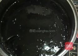 蜂蜜汁龟苓膏的做法图解5