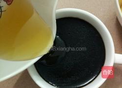 蜂蜜汁龟苓膏的做法图解8
