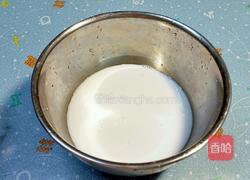 椰汁班兰糕的做法图解5