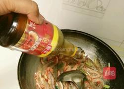 姜葱炒基围虾的做法图解4