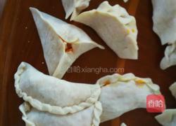 花边胡萝卜菜饺的做法图解4