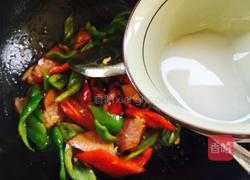 青椒炒腊肉的做法图解8