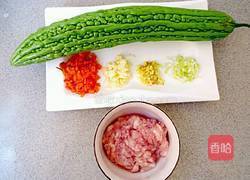 苦瓜酿肉的做法图解1