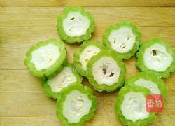 苦瓜烤鹌鹑蛋的做法图解2