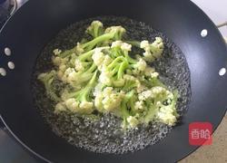 西红柿炒花菜的做法图解5